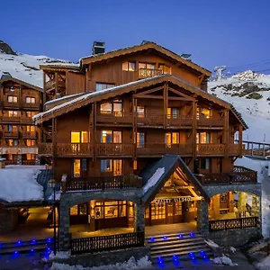 Aparthotel Val 2400